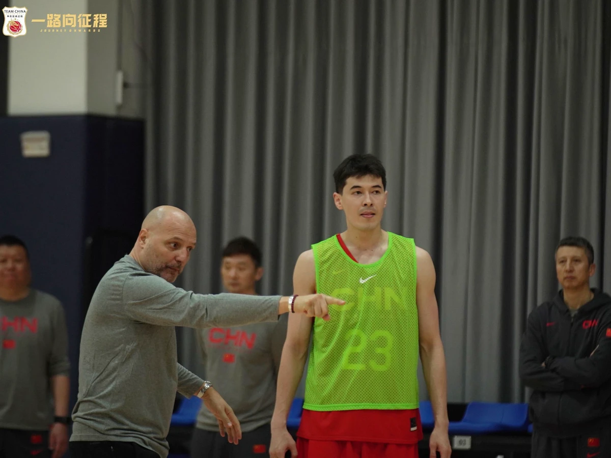 篮球教练如何制定总决赛的长期发展计划_0